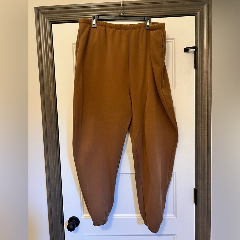 NUUDS OG sweatpants in Chocolate